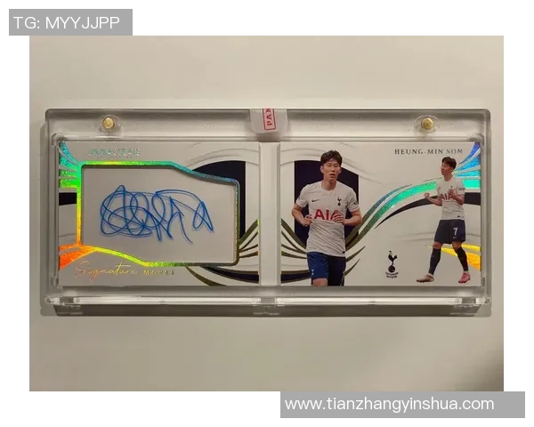 足球球星卡世界杯马赛克专题解析 揭示卡片设计背后的创意与历史文化